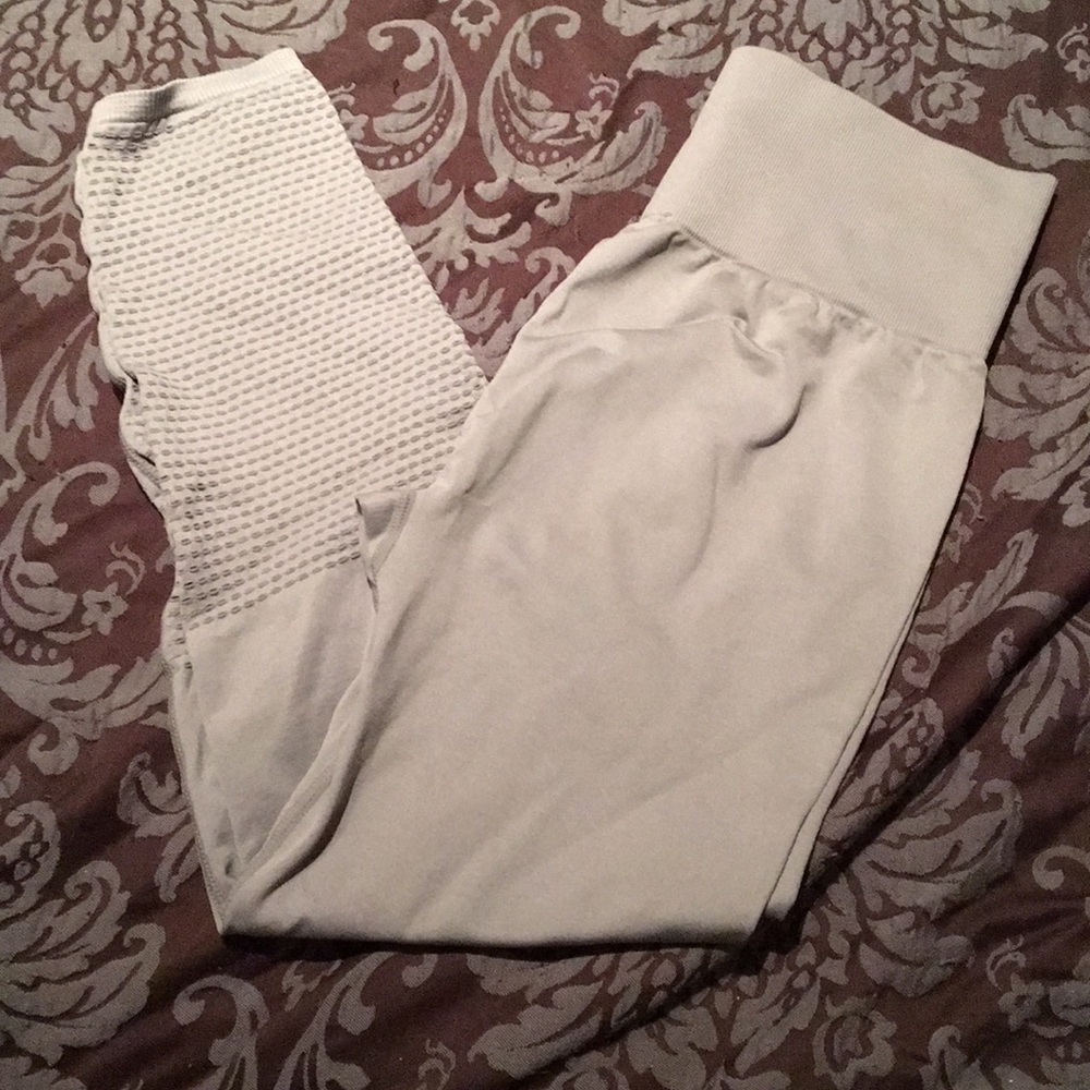 Fabletics Gray Leggings